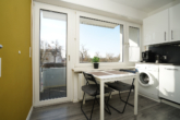 Wohnküche mit Balkon - Möblierte 2-Zimmer-Wohnung mit Balkon – Ulm-Safranberg