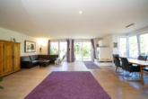 Großzügiges Wohn-und Esszimmer - Exklusive Architekten-Doppelhaushälfte in begehrter Höhenlage von Daisendorf