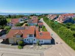 Hausansicht - Exklusive Architekten-Doppelhaushälfte in begehrter Höhenlage von Daisendorf