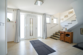Eingangsbereich - Exklusive Architekten-Doppelhaushälfte in begehrter Höhenlage von Daisendorf
