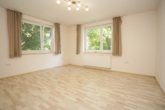 1.OG: 2-Zimmer-Wohnung - Voll vermietetes Wohn- & Geschäftshaus mit genehmigter Aufstockung
